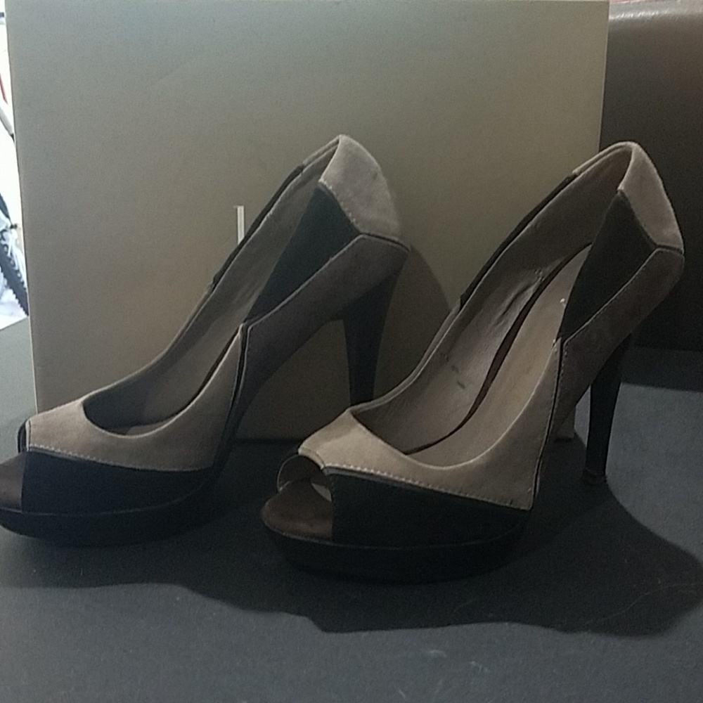 Levity multi toned gray black peep toe heels - Picture 4 of 7